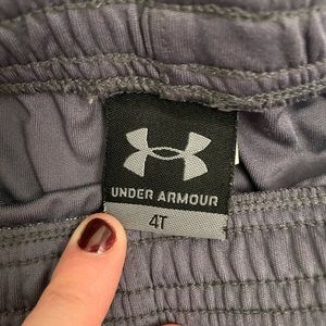 Gray Under Armour shorts gently used